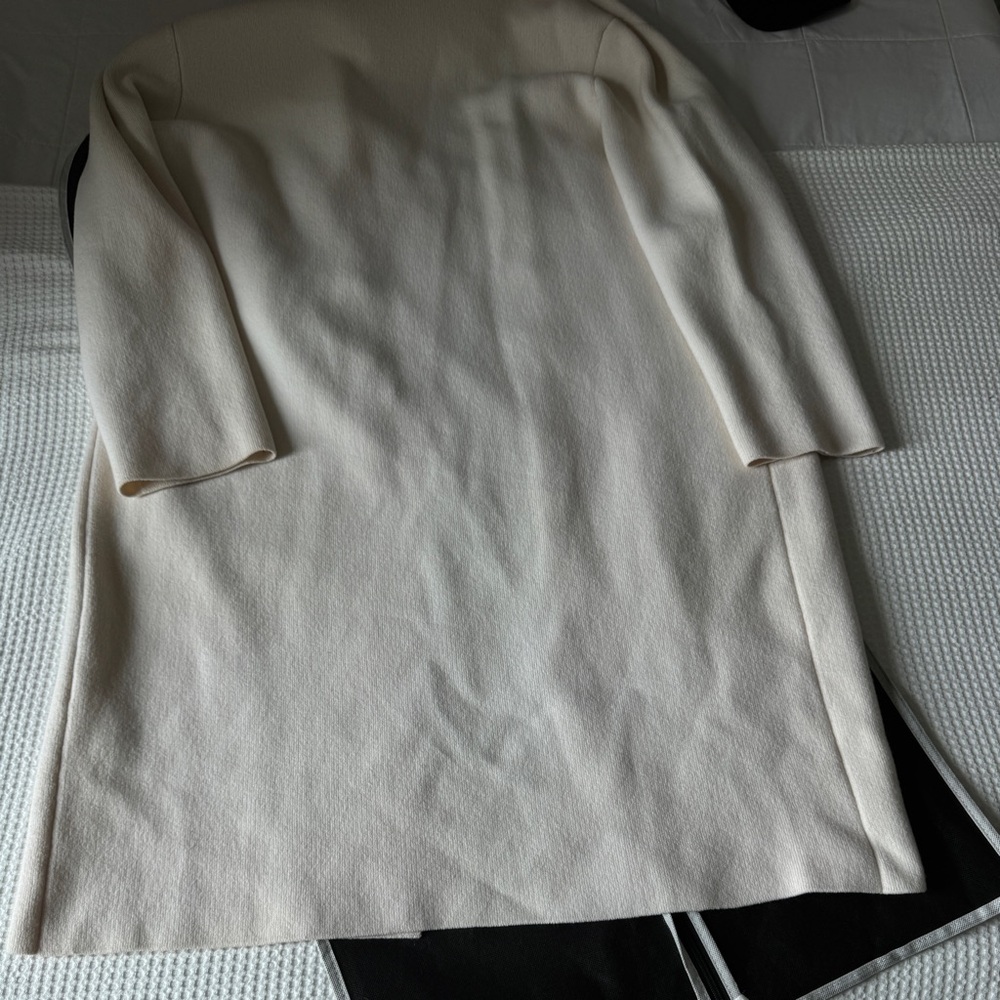 Maison Ullens Wool Coat - Picture 5 of 11
